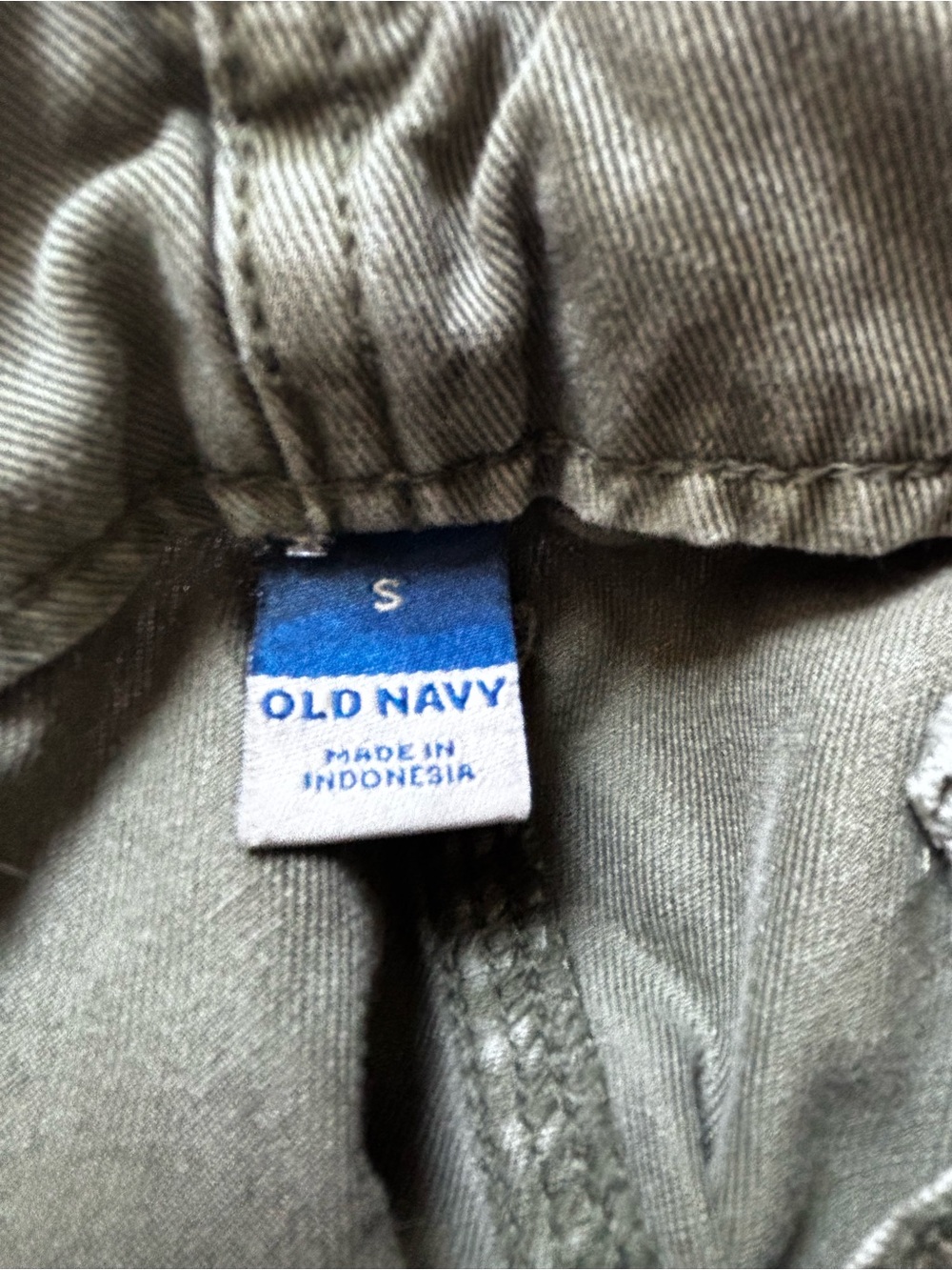 Old Navy High-Waisted Tie-Belt Cargo Straight Workwear Ankle Pants - Picture 10 of 11